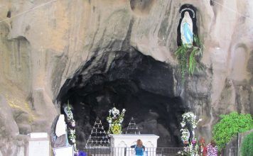 INMACULADA CONCEPCIÓN – CONCEPCIÒN En la Gruta y Basílica de Lourdes